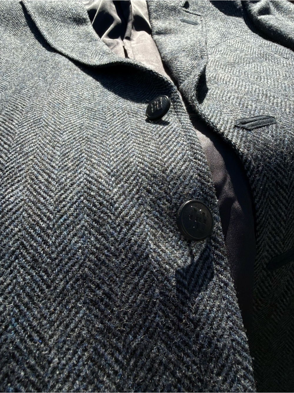 Vintage DAKS London Mens 100% Wool Tweed Blazer 44R Gray Herringbone Sport Coat